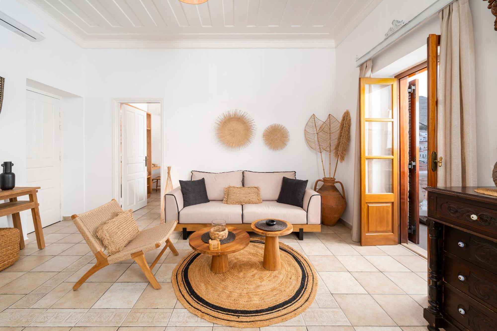 Villa Antonis Chalki Town Exteriér fotografie